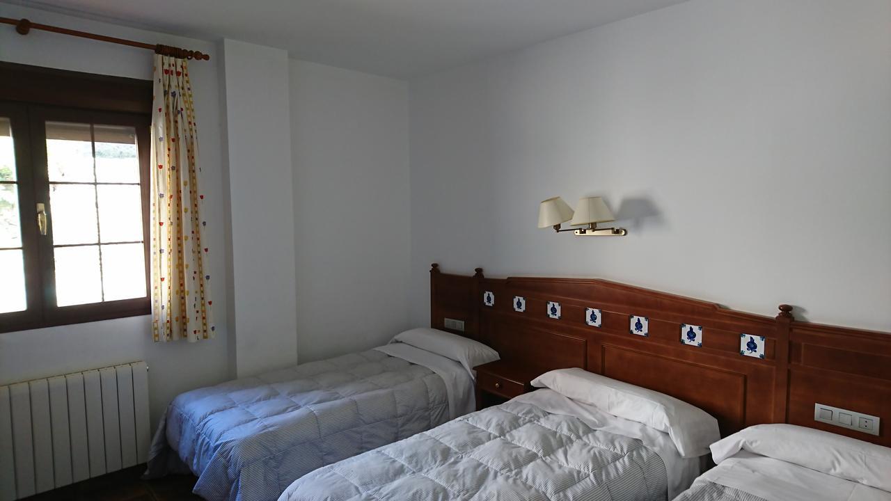 Hospederia Los Cahorros Monachil Bagian luar foto